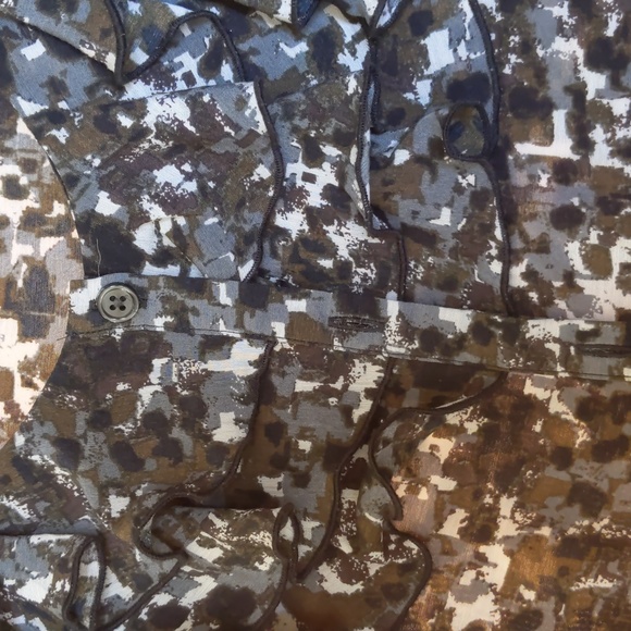 VanHeusen Summer Soft Rayon Shirt - Picture 8 of 8